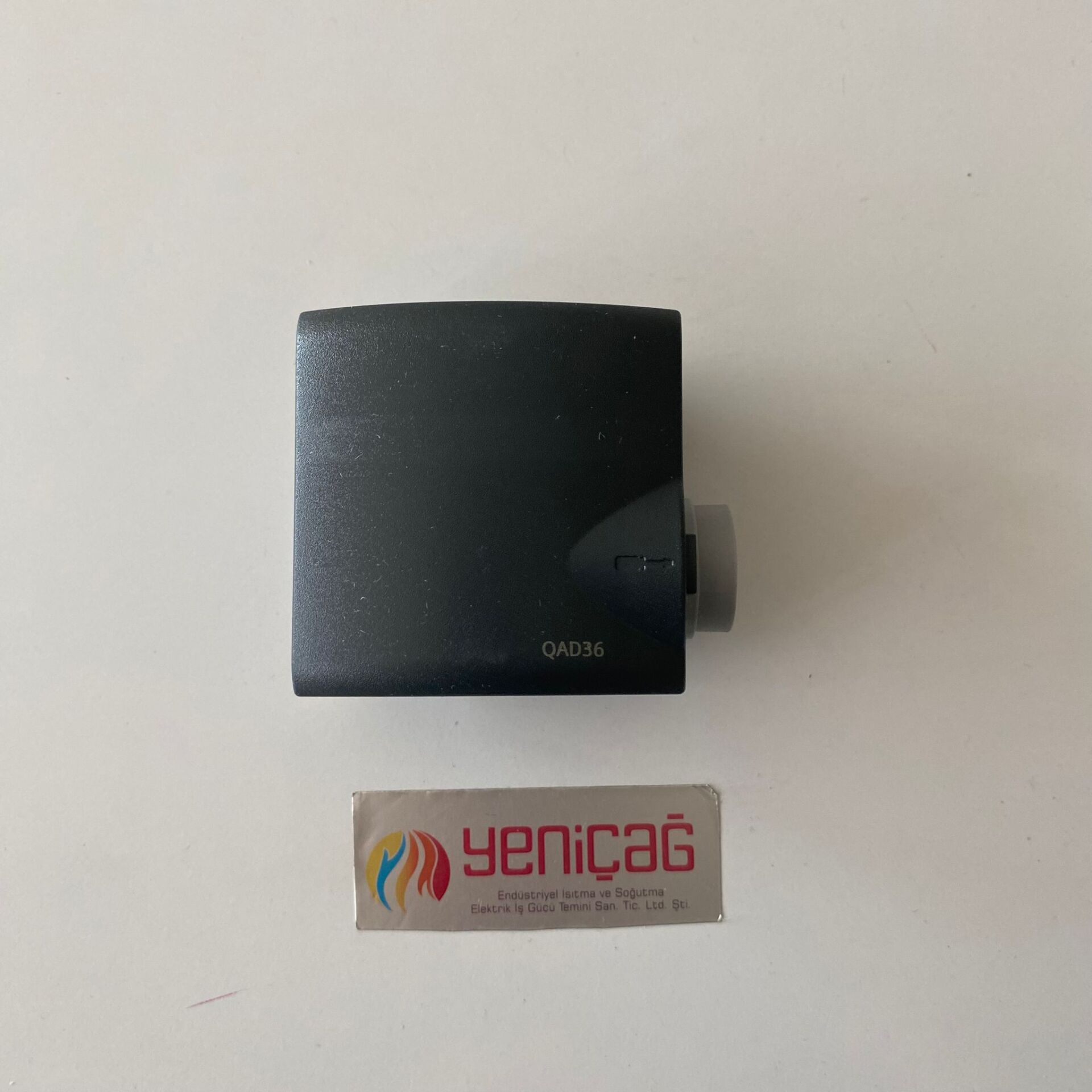 QAD36/101 YÜZEY TİP SICAKLIK SENSÖRÜ